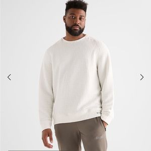 Large Nobull quilted crew pullover in white
